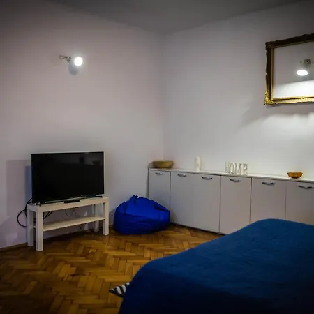 Fifty Shades Of Travel * בראשוב